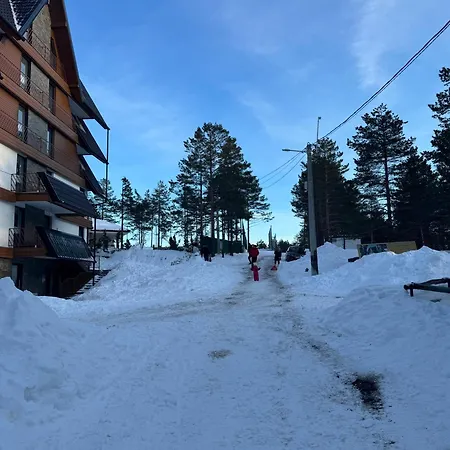 Nada, Vucko, Divčibare